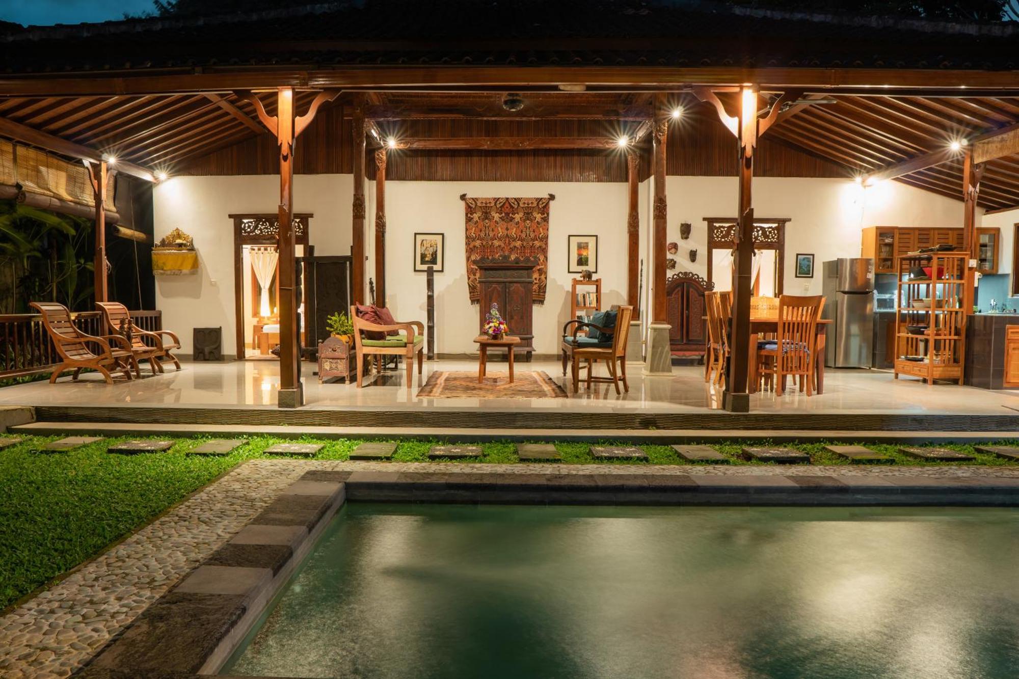 Rumah Joglo Ubud Buitenkant foto